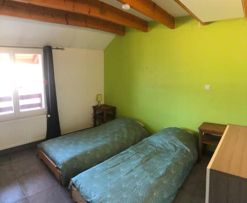 Appartement Familial A Crots Bagian luar foto